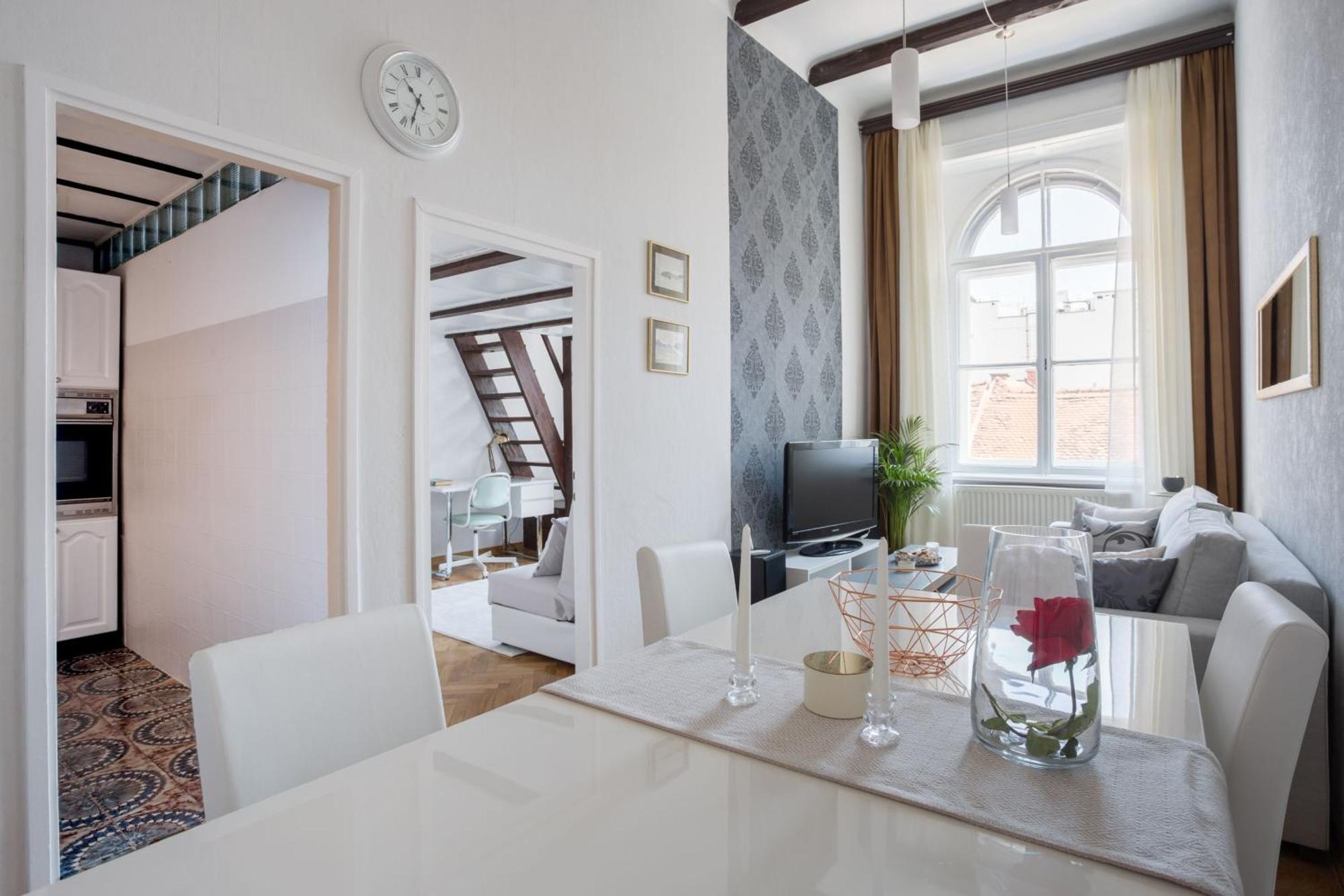 Apartment Katarina By Blueapartments Zágráb Kültér fotó